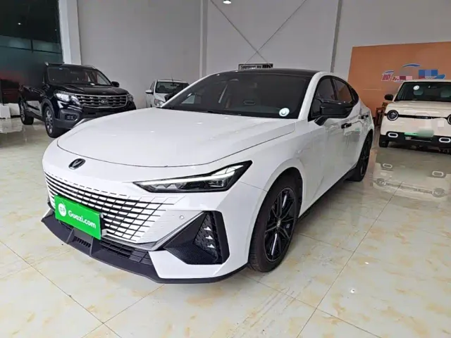 Фотография автомобиля — Changan UNI-V