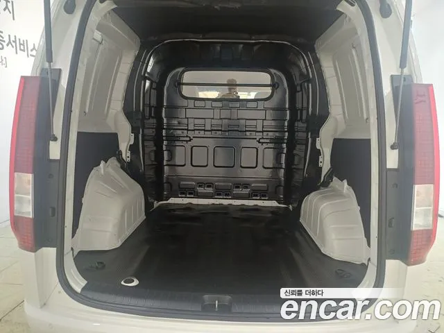 Hyundai Staria Staria Карго 5 мест — Фото автомобиля 15