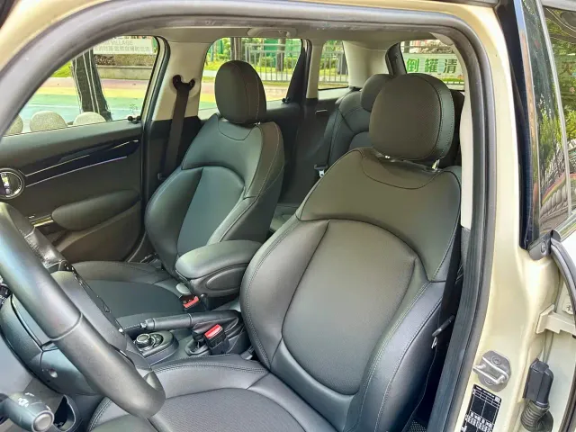 MINI Hatch — Фото автомобиля 15