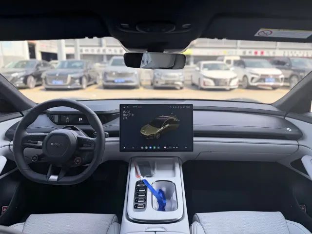 Xiaomi SU7 — Фото автомобиля 9
