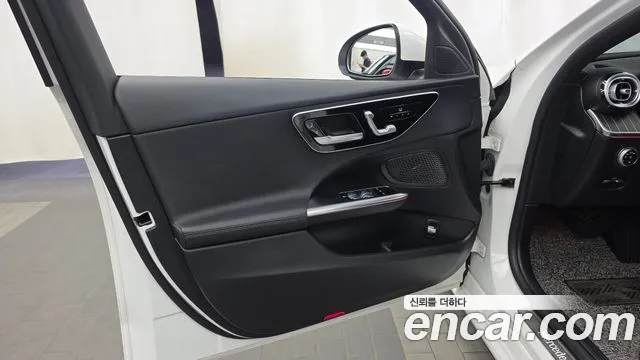 Mercedes-Benz C-Class W206 — Фото автомобиля 24