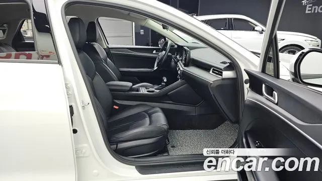 Kia K5 K5 3 поколение 2.0 LPI(Для проката) — Фото автомобиля 11