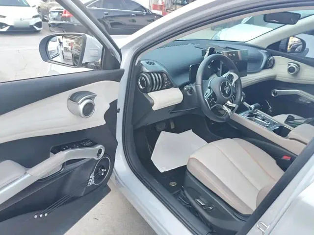BYD Yuan PLUS — Фото автомобиля 15