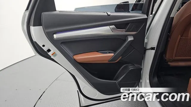 Audi Q5 40 TDI quattro — Фото автомобиля 25