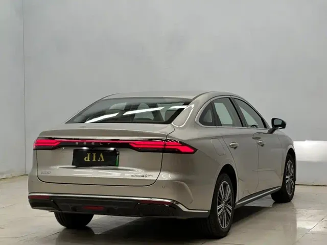 Geely Galaxy Galaxy Stellar 6 2025 125km Long Voyage Edition — Фото автомобиля 9