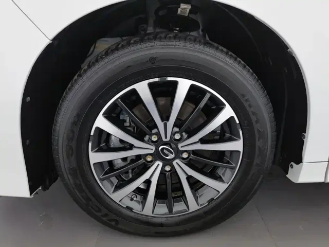 GAC Trumpchi M8 — Фото автомобиля 17