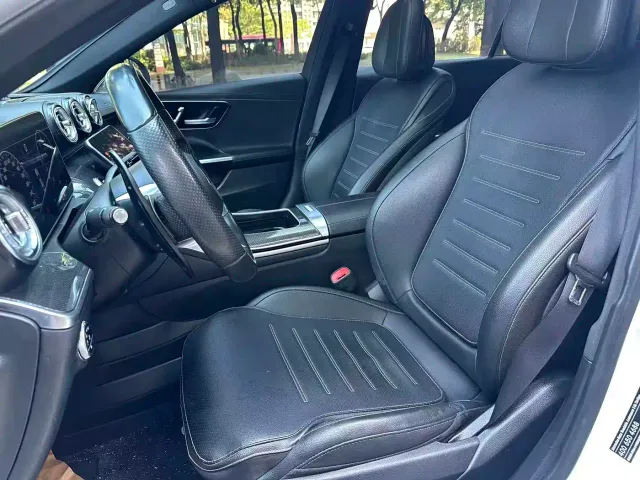 Mercedes-Benz C-Class — Фото автомобиля 5