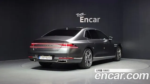 Genesis G90 Бензин 3.5 турбо AWD — Фото автомобиля 2