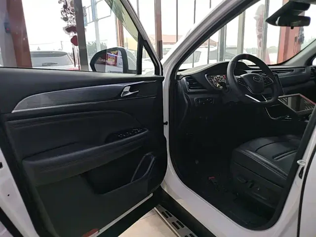GAC Trumpchi GS4 PLUS — Фото автомобиля 15