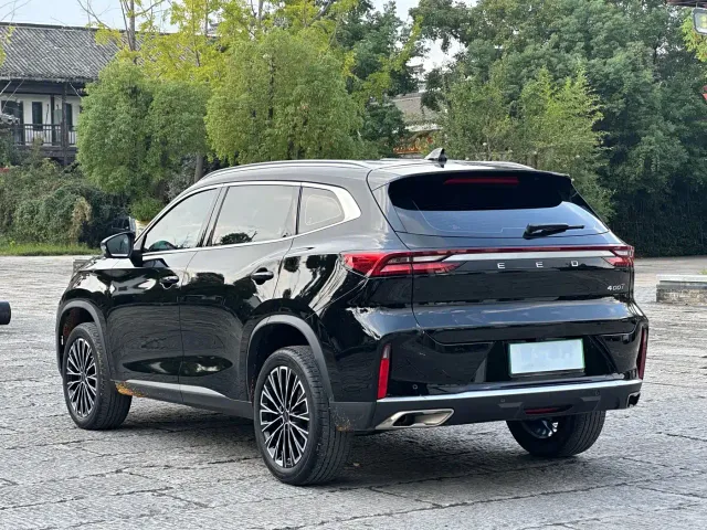 Exeed TXL — Фото автомобиля 6