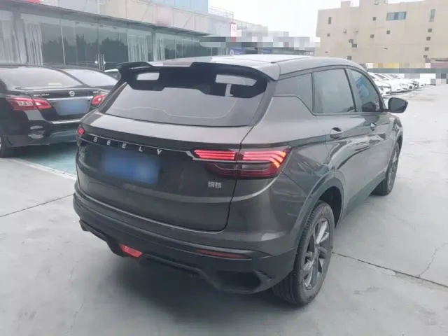 Geely Binyue — Фото автомобиля 6