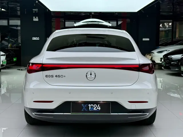 Mercedes-Benz EQS — Фото автомобиля 15