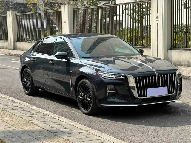 Hongqi H5 — Фото автомобиля 4