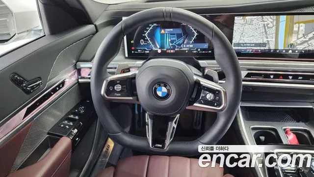 BMW 7-Series 7 серия (G70) 740i xDrive M Sport — Фото автомобиля 13