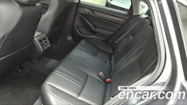Honda Accord Accord 10 поколение 1.5 Turbo — Фото автомобиля 14