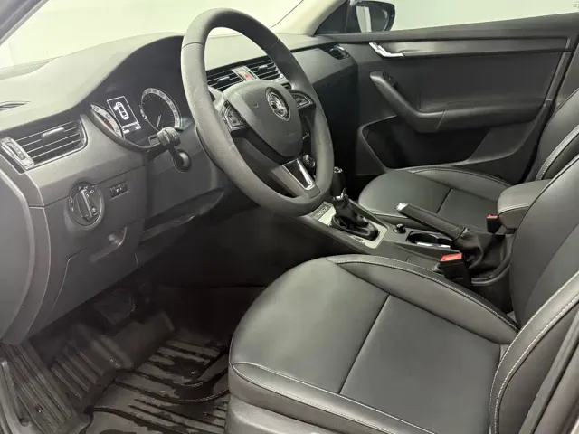Skoda Octavia — Фото автомобиля 11