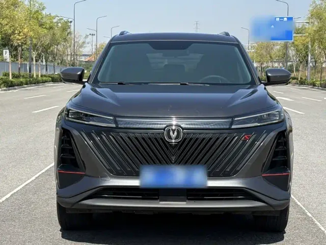 Changan CS75 Plus — Фото автомобиля 8