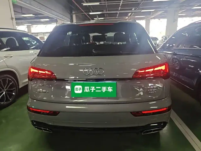 Audi Q5L — Фото автомобиля 5