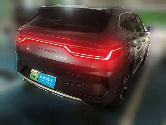 BYD Song PLUS — Фото автомобиля 2