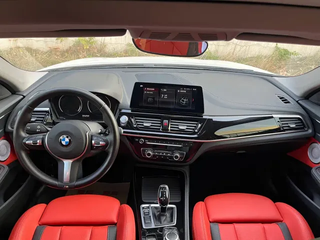 BMW 1 Series — Фото автомобиля 16