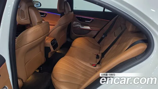 Mercedes-Benz E-Class W214 — Фото автомобиля 11