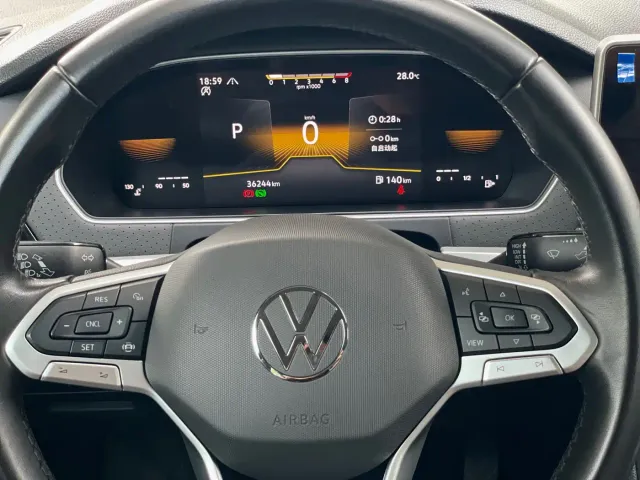 Volkswagen Lavida — Фото автомобиля 11
