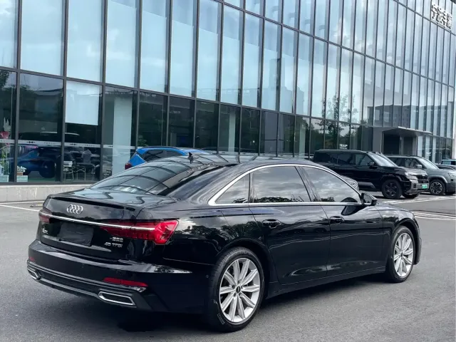 Audi A6L — Фото автомобиля 15