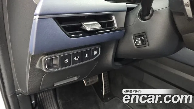 Kia K8 (New) Hybrid — Фото автомобиля 28