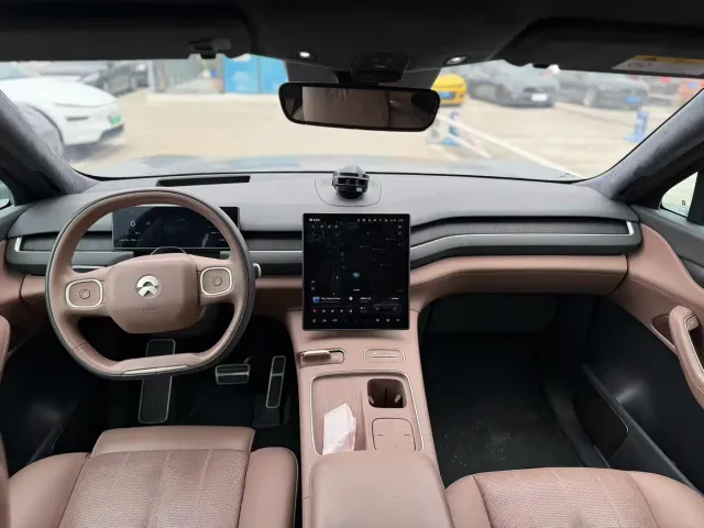 Nio ES8 — Фото автомобиля 4