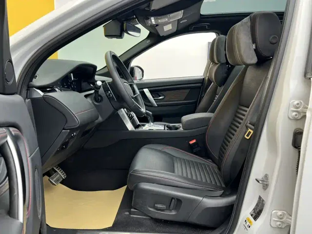 Land Rover Discovery Sport — Фото автомобиля 16