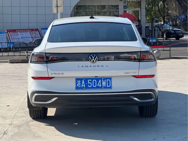 Volkswagen Lamando — Фото автомобиля 10