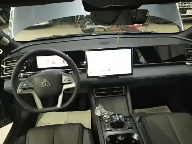 BYD Qin L — Фото автомобиля 5