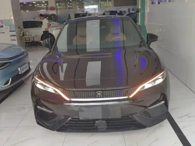 BYD Song L EV — Фото автомобиля 2