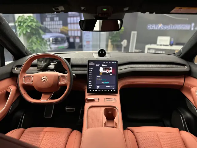 Nio EC7 — Фото автомобиля 18