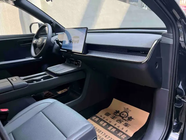 Toyota BoZhi 3X — Фото автомобиля 9