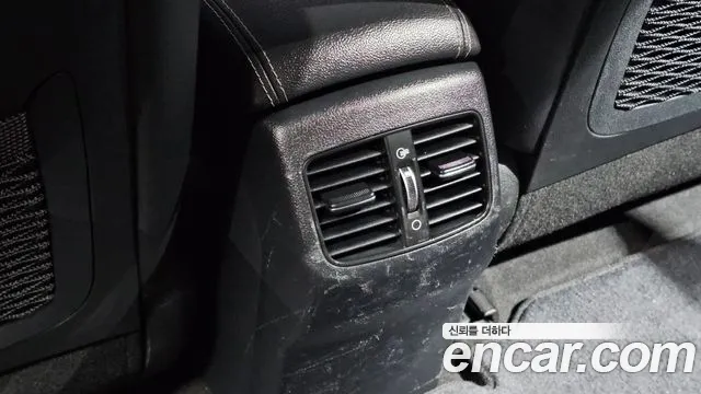 Kia Niro — Фото автомобиля 27