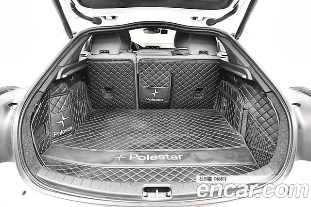 Polestar Polestar 2 — Фото автомобиля 19