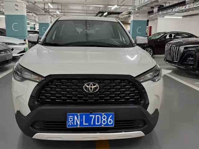 Toyota Corolla Cross — Фото автомобиля 2