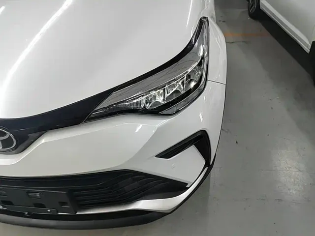 Toyota IZOA — Фото автомобиля 23
