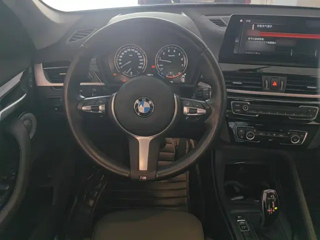 BMW X1 — Фото автомобиля 10