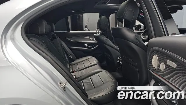 Mercedes-Benz E-Class W213 — Фото автомобиля 18