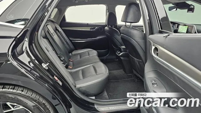 Hyundai Grandeur Grandeur (New) Hybrid — Фото автомобиля 11
