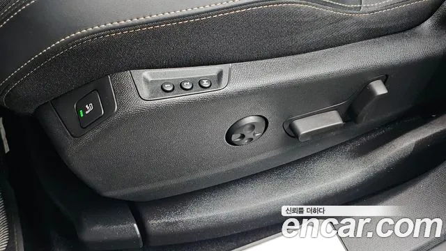 Peugeot 3008 2nd Gen — Фото автомобиля 13