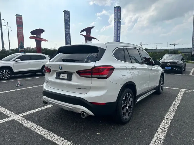 BMW X1 — Фото автомобиля 9