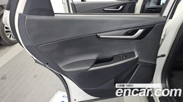 Kia EV6 — Фото автомобиля 25