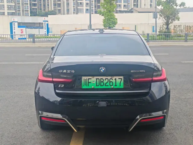 BMW i3 — Фото автомобиля 10