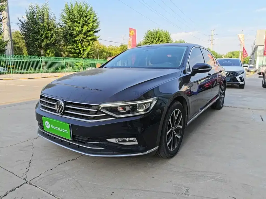 Фотография автомобиля — Volkswagen Magotan
