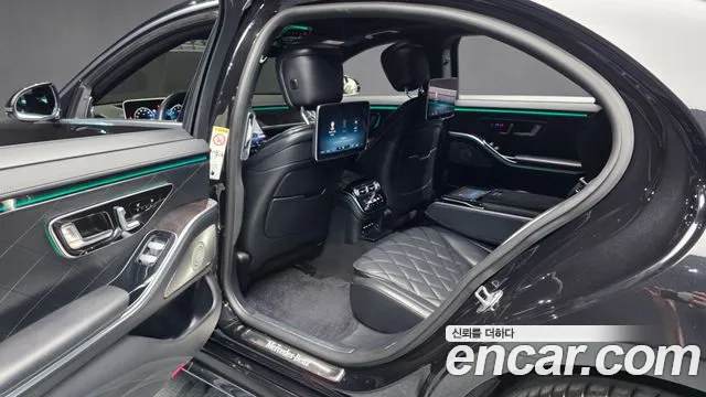 Mercedes-Benz S-Class — Фото автомобиля 21