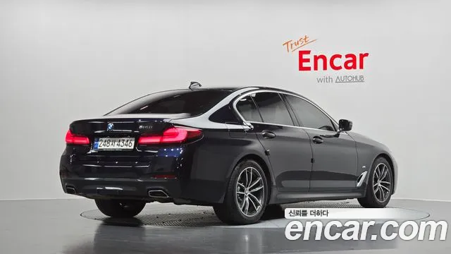 BMW 5-Series — Фото автомобиля 2