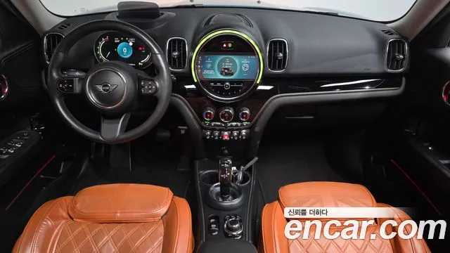MINI Countryman — Фото автомобиля 9